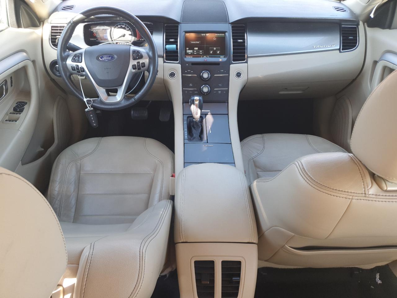 2015 Ford Taurus - Image 8