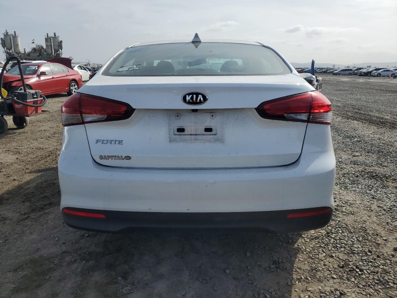 2018 Kia Forte - Image 6