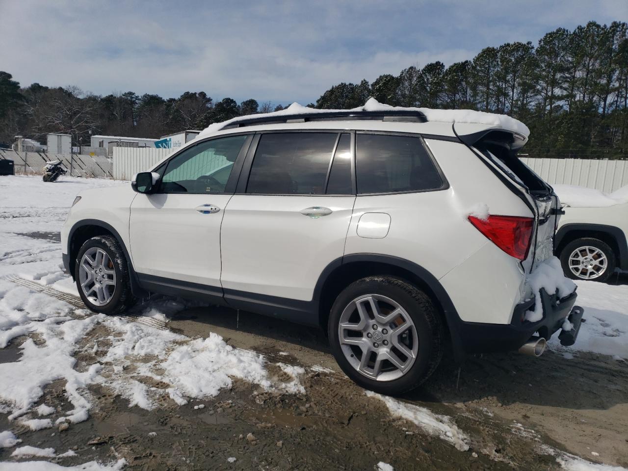 2024 Honda Passport - Image 2