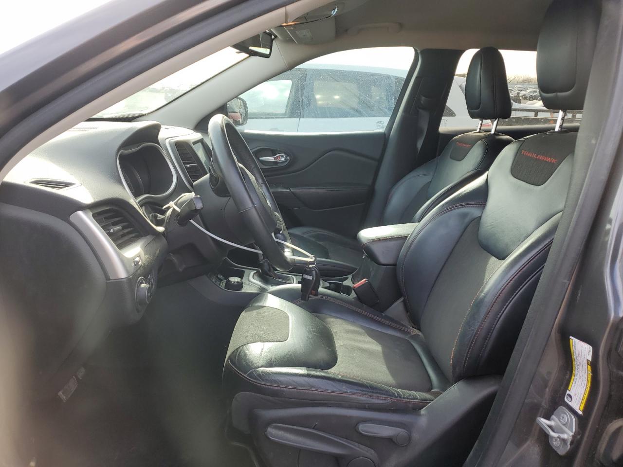 2015 Jeep Cherokee - Image 7