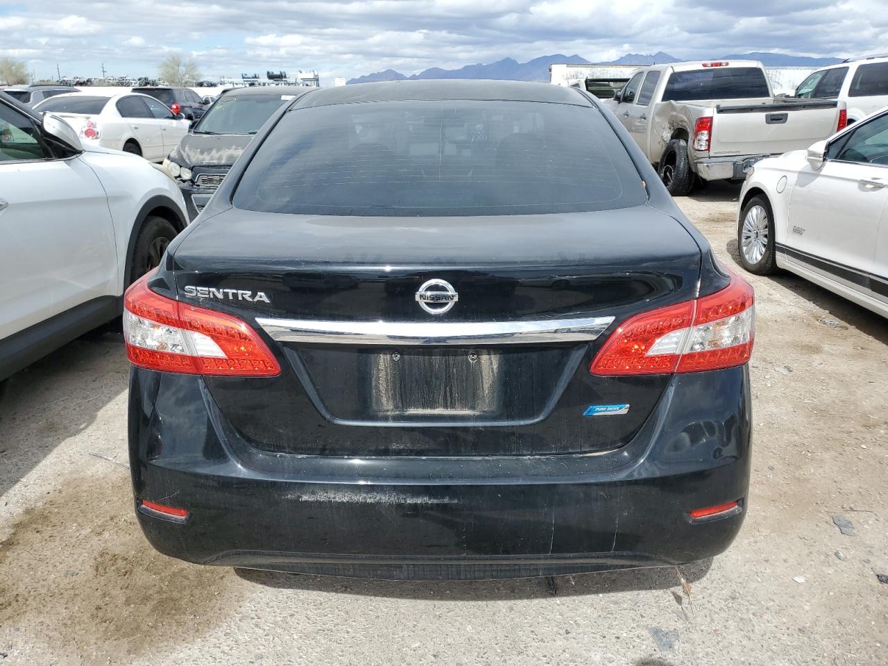 2014 Nissan Sentra - Image 6
