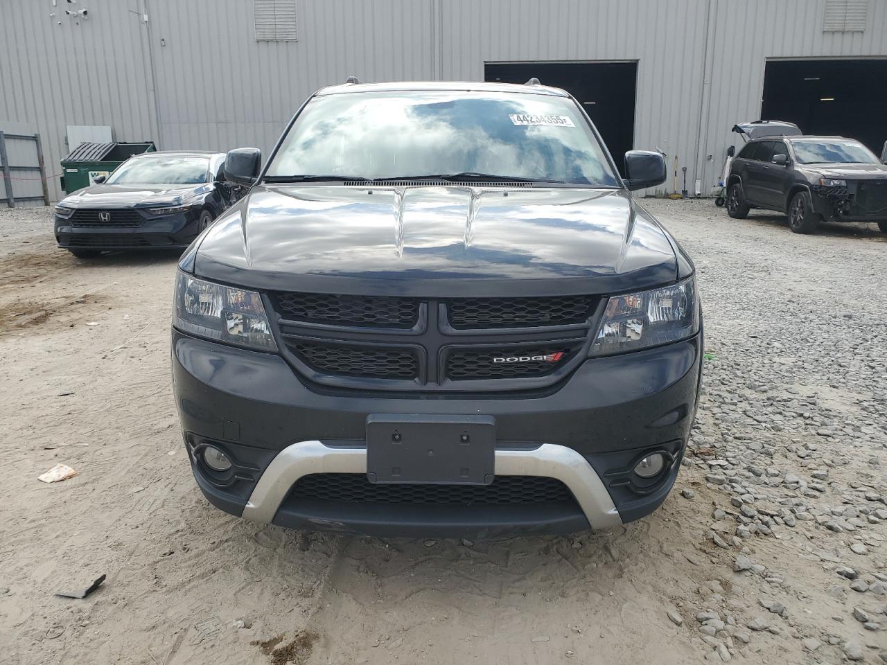 2020 Dodge Journey - Image 5