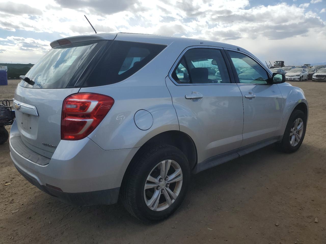 2016 Chevrolet Equinox - Image 3