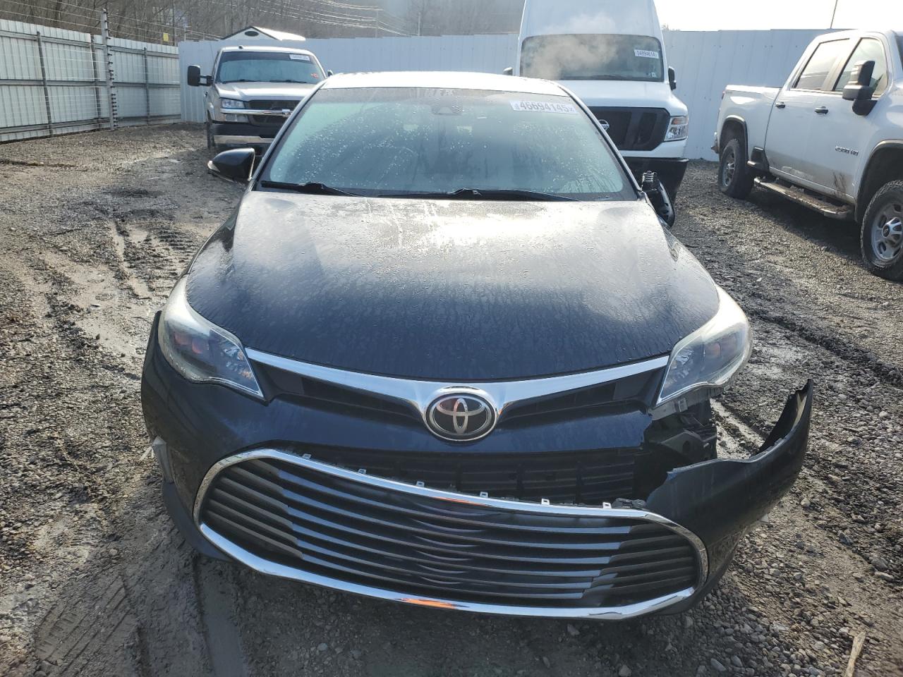 2018 Toyota Avalon - Image 5
