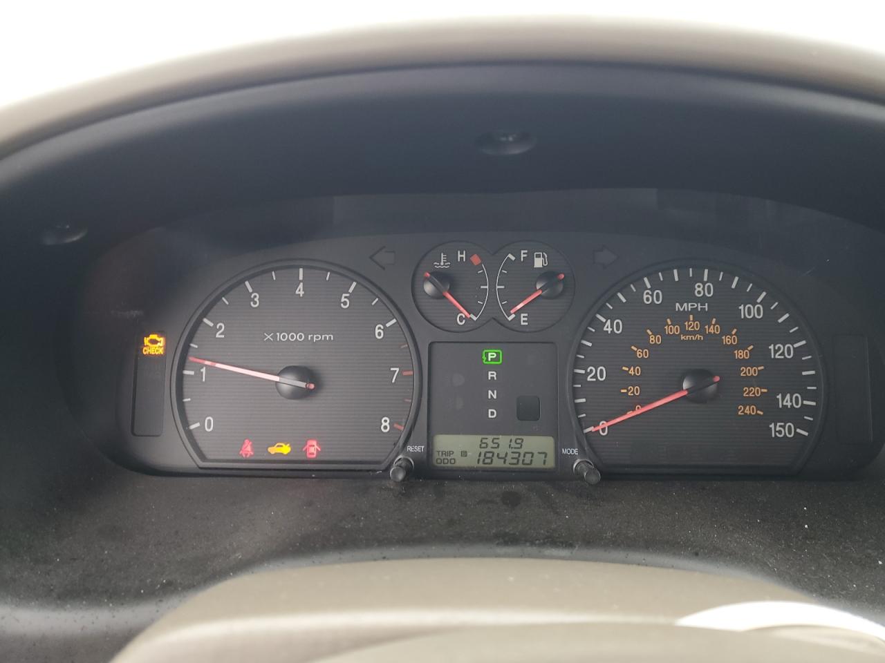 2003 Hyundai Sonata - Image 9