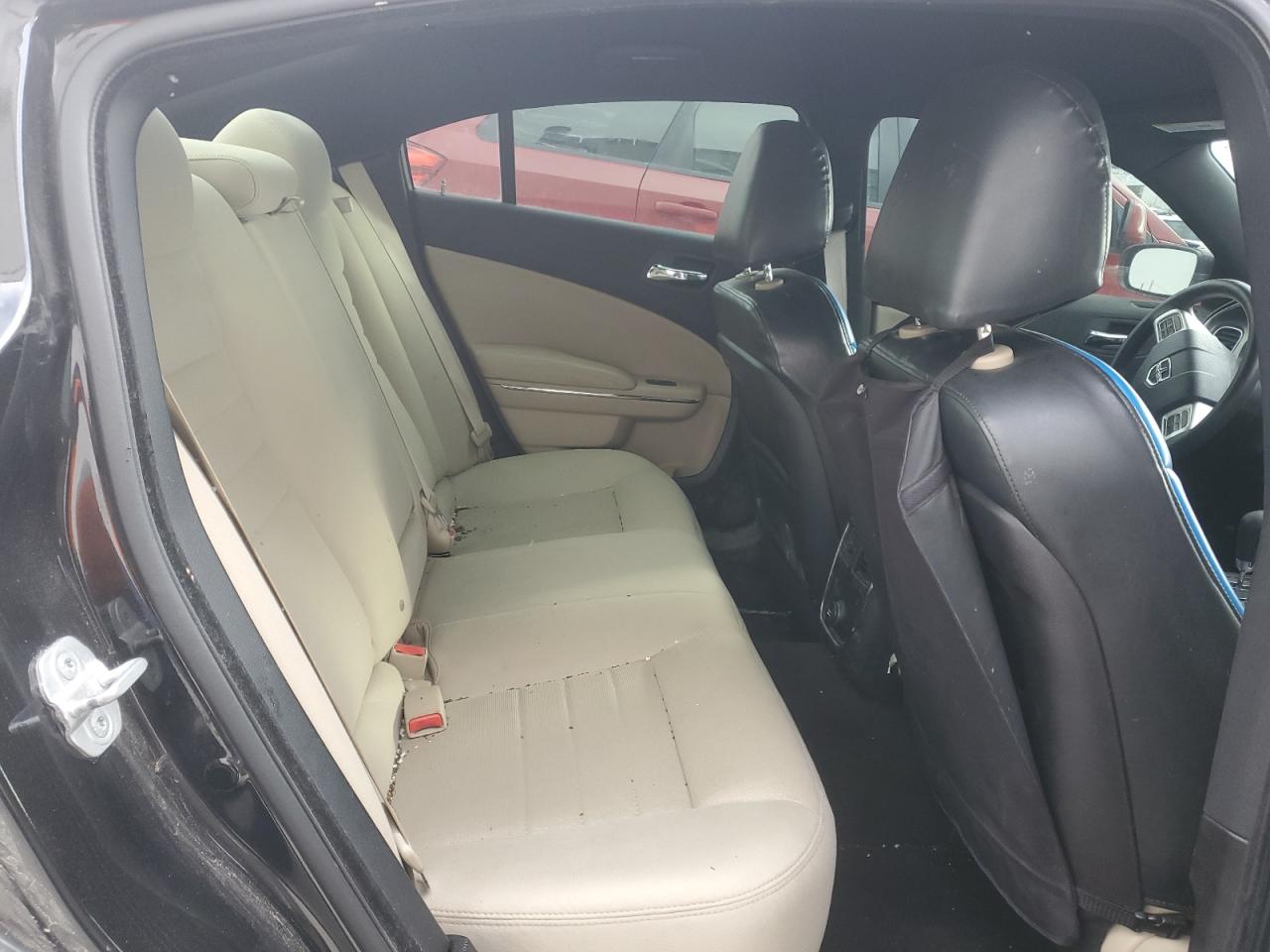 2011 Dodge Charger - Image 10