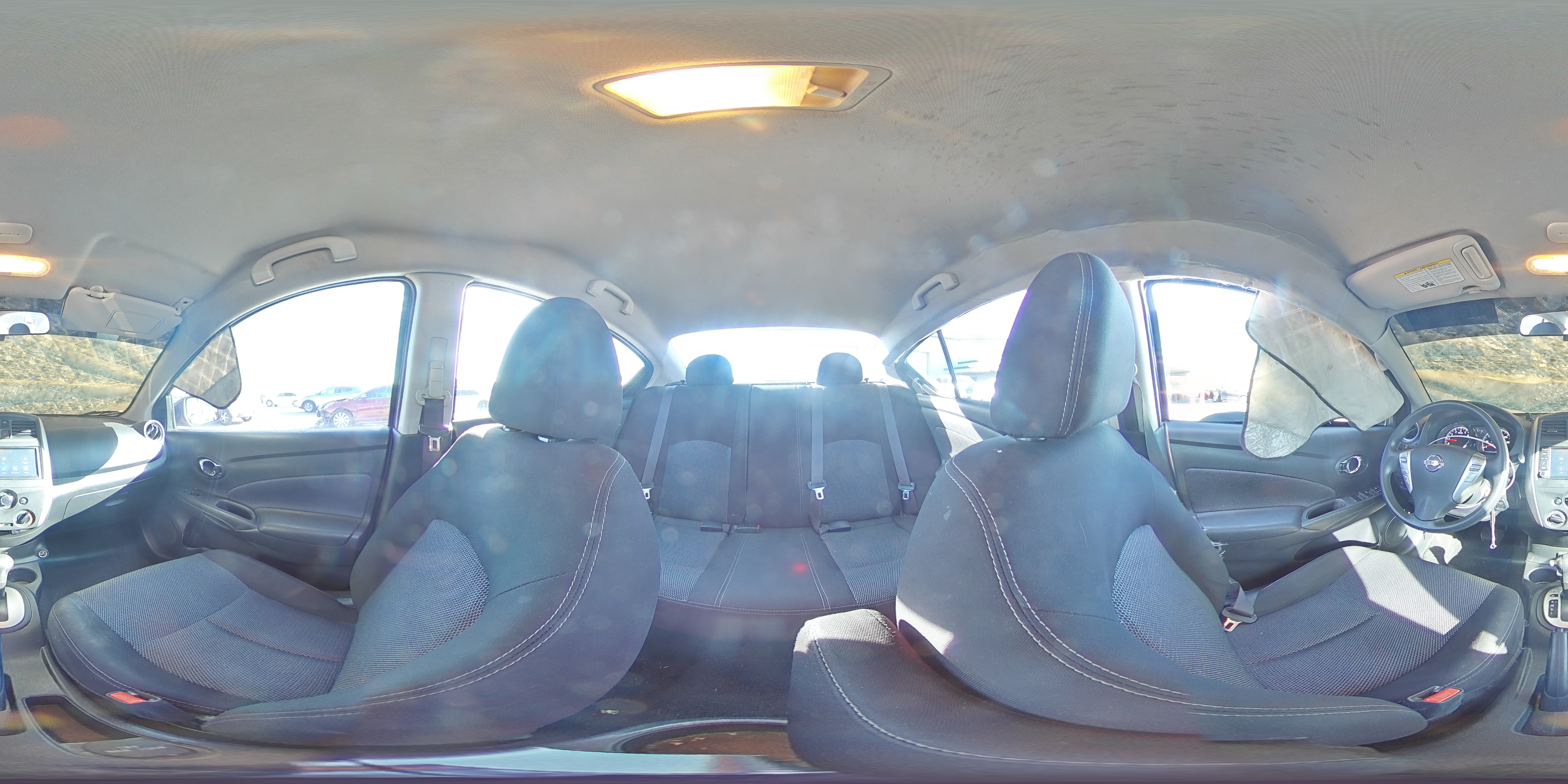 2019 Nissan Versa - Image 13