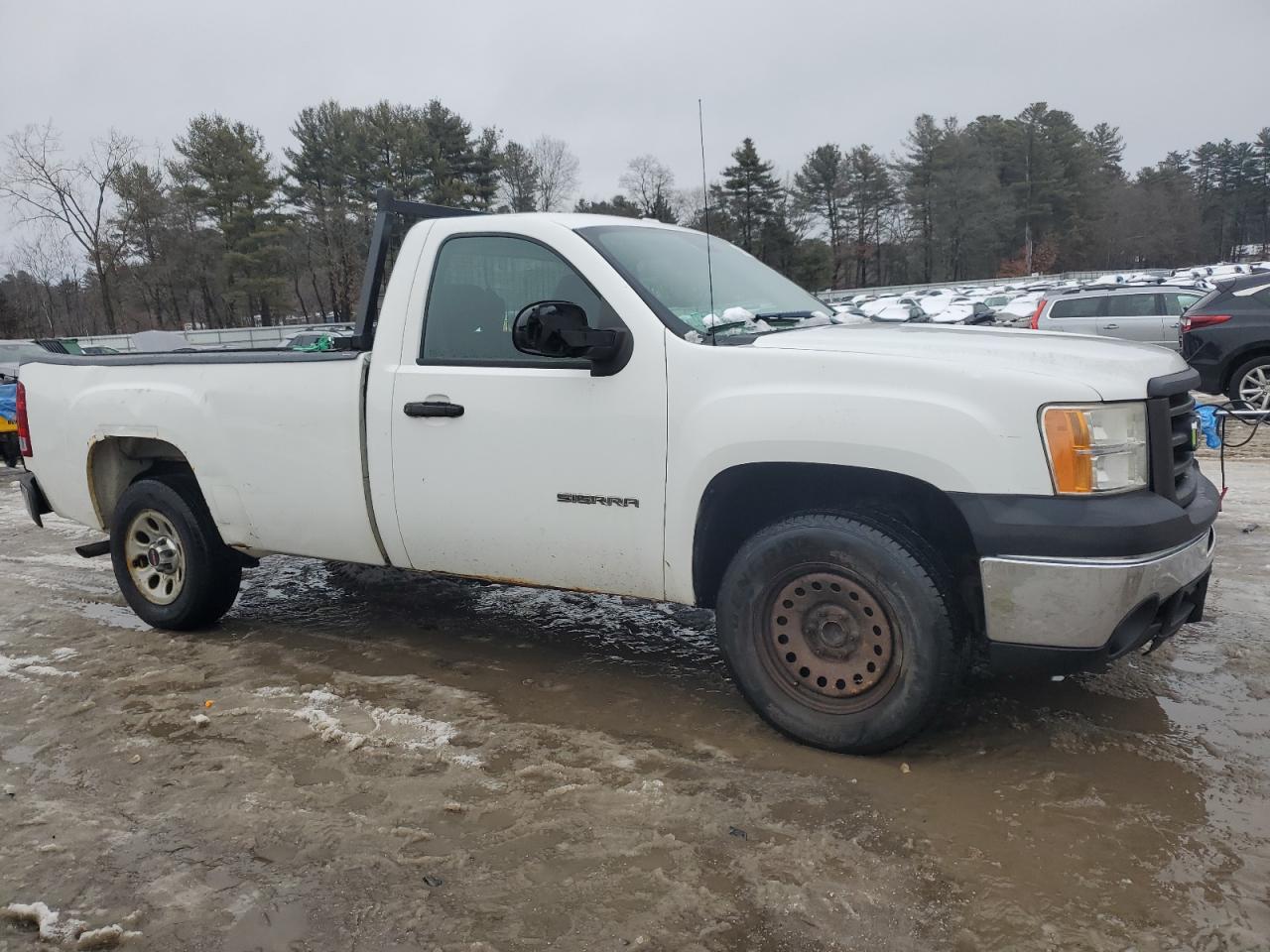 2010 GMC Sierra - Image 4