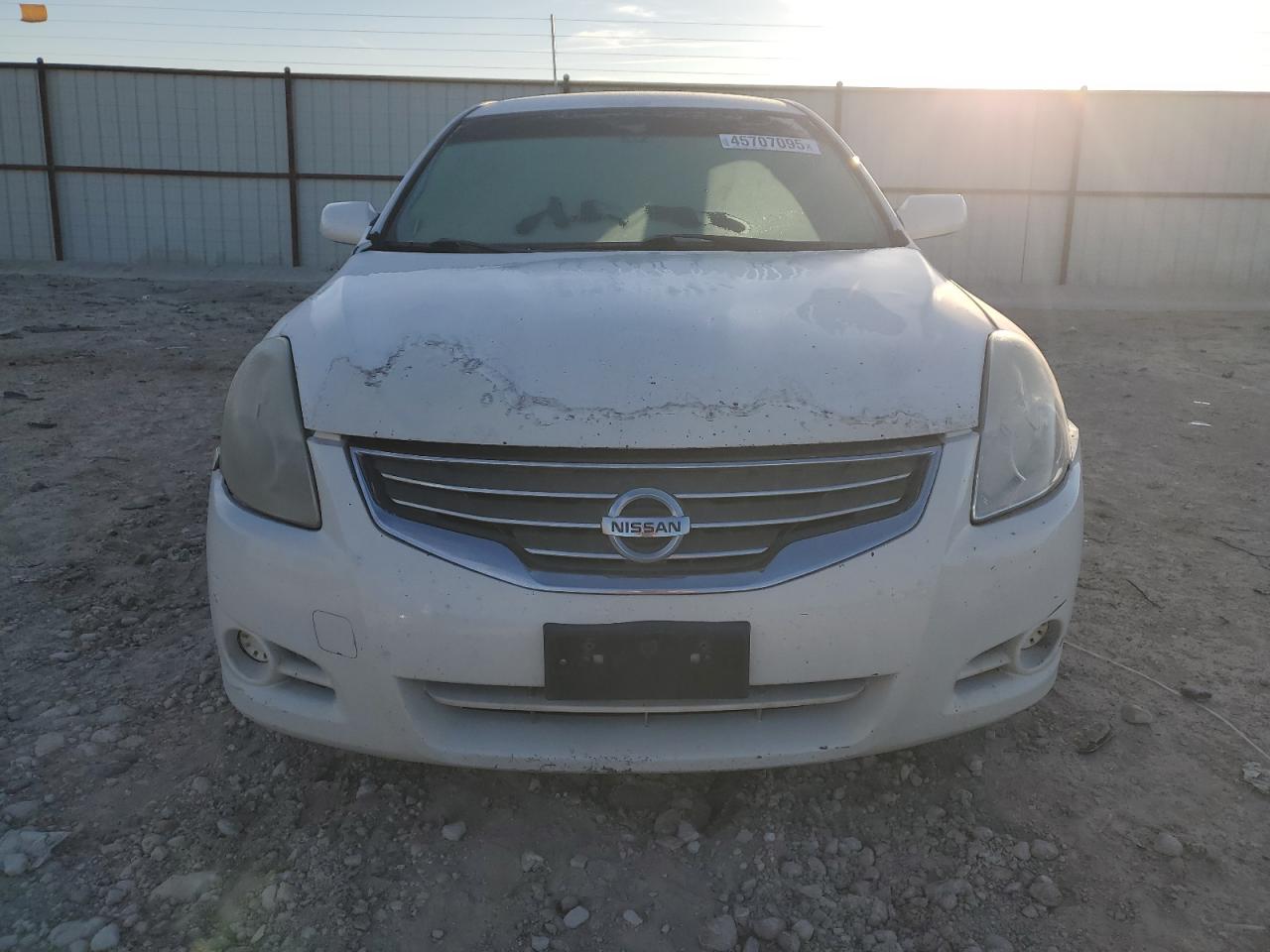 2011 Nissan Altima - Image 5