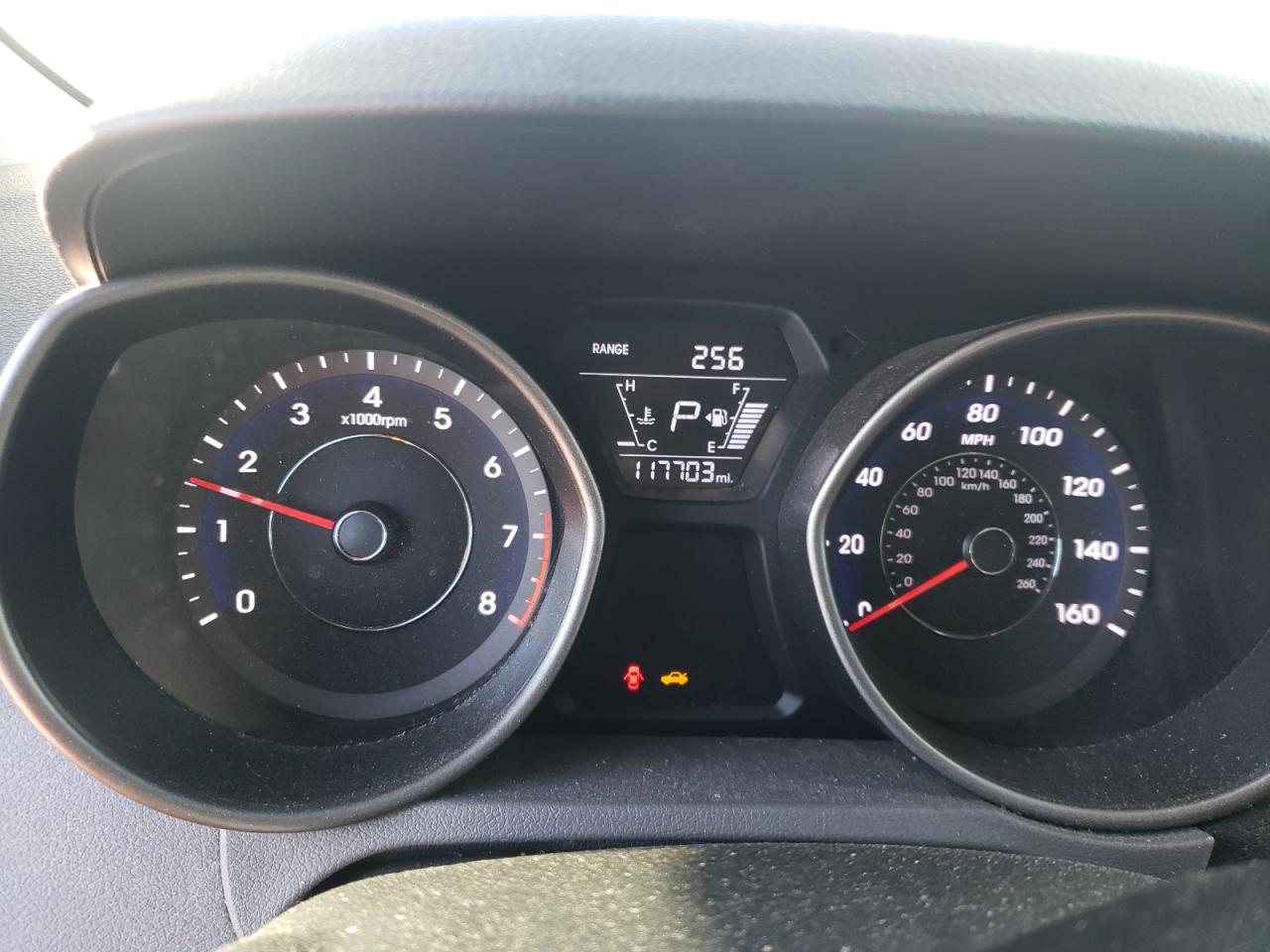 2014 Hyundai Elantra - Image 9
