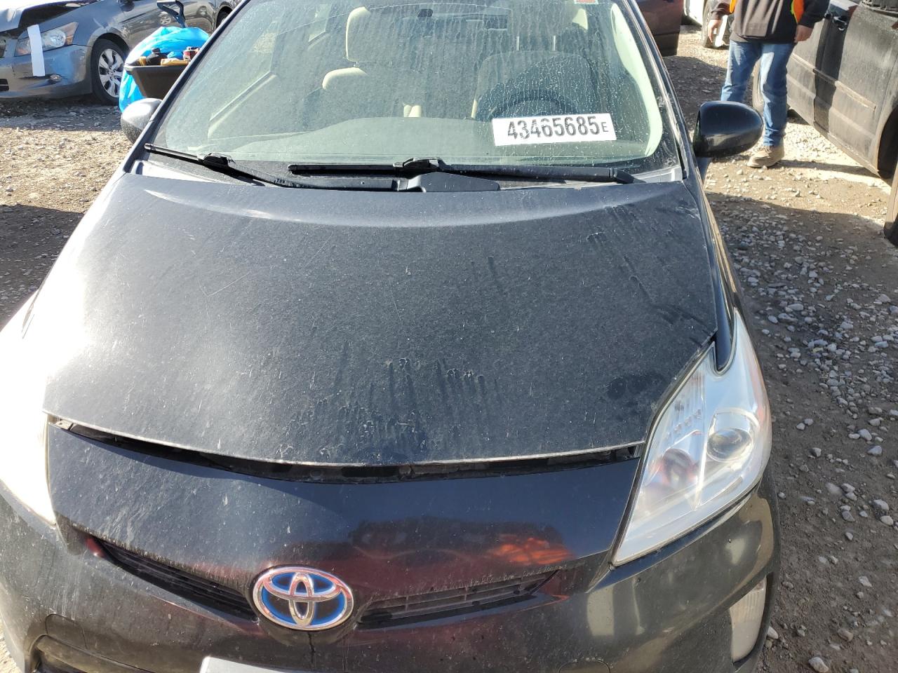 2012 Toyota Prius - Image 5
