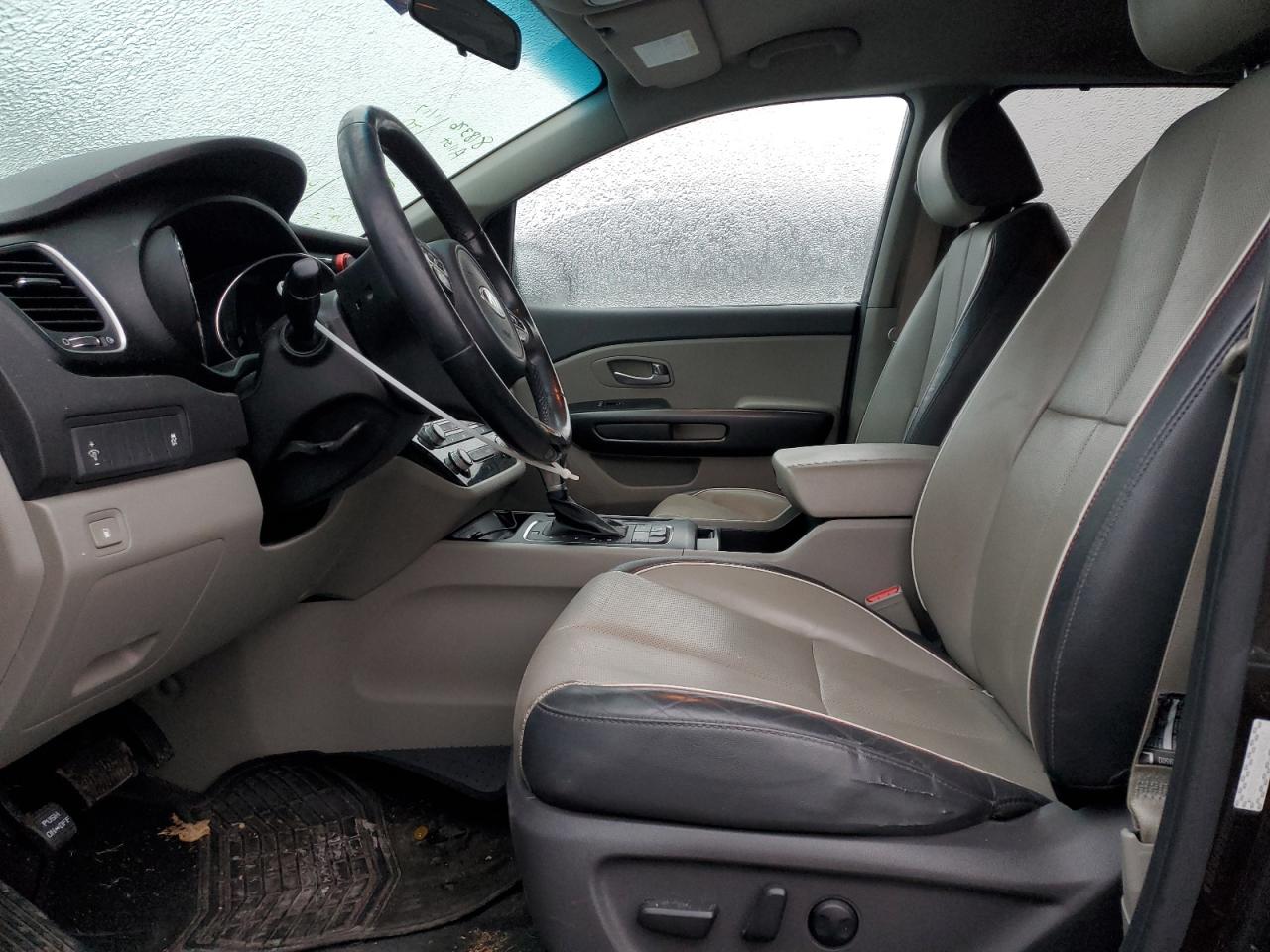 kndmb5c15h6248167 KNDMB5C15H6248167 2017 Kia Sedona Lx