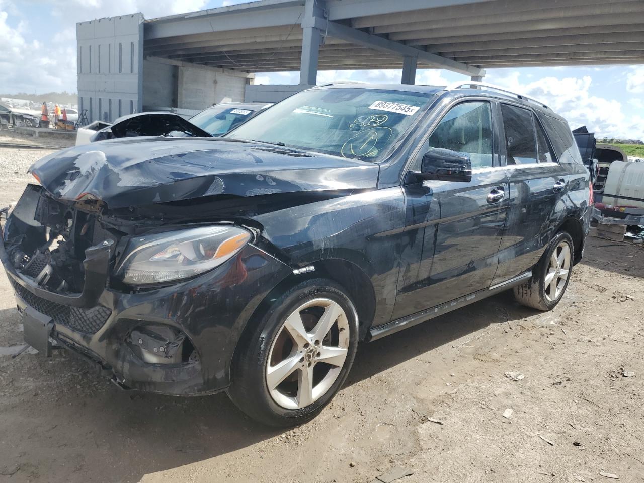 2017 Mercedes-Benz GLE - Image 1