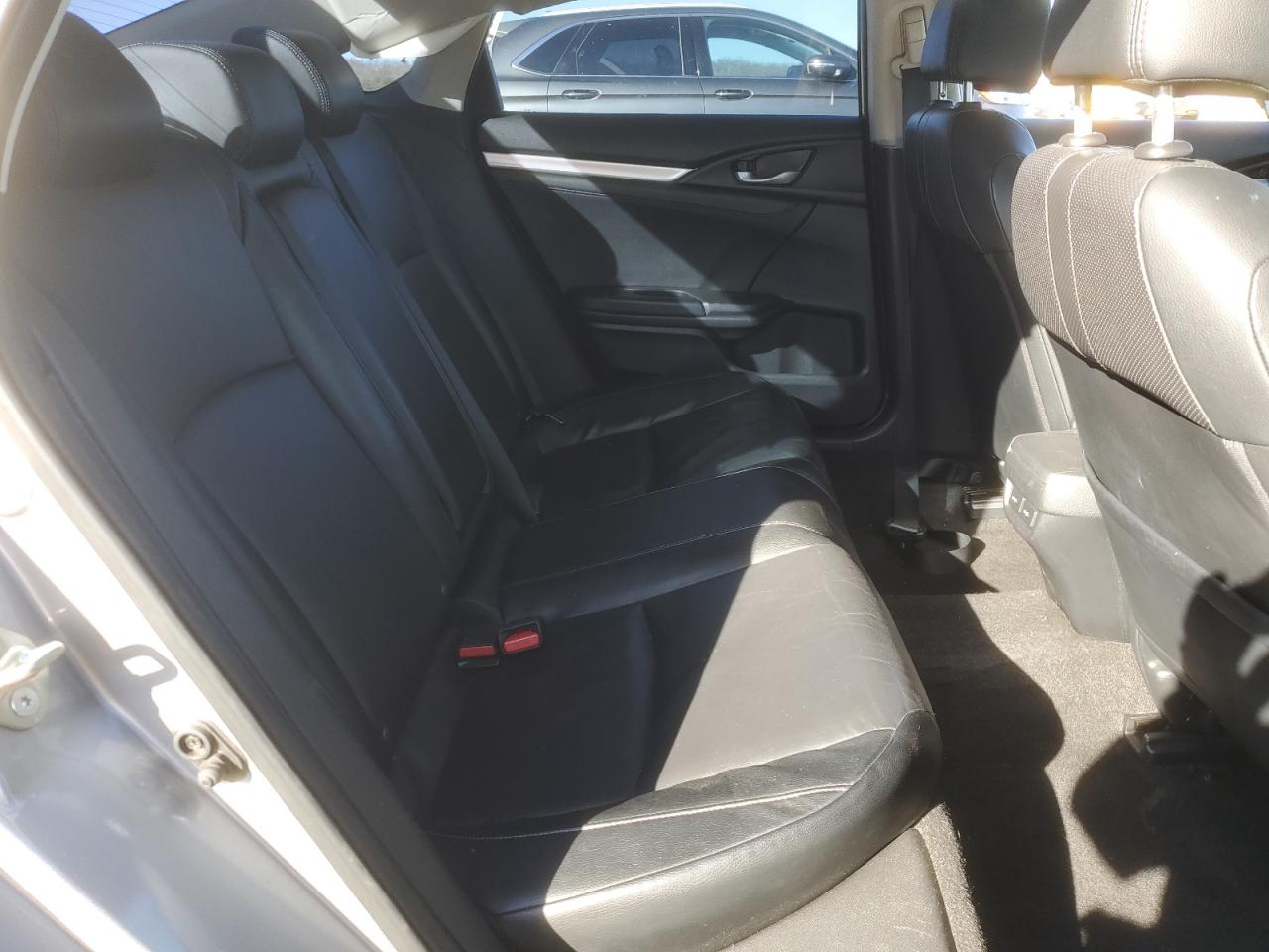 2017 Honda Civic - Image 11