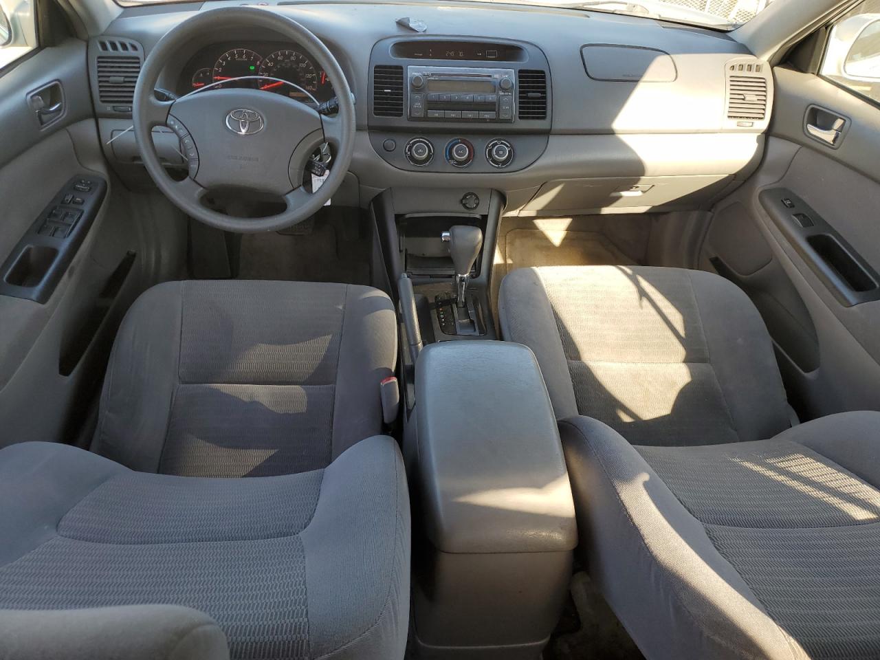 2006 Toyota Camry - Image 8