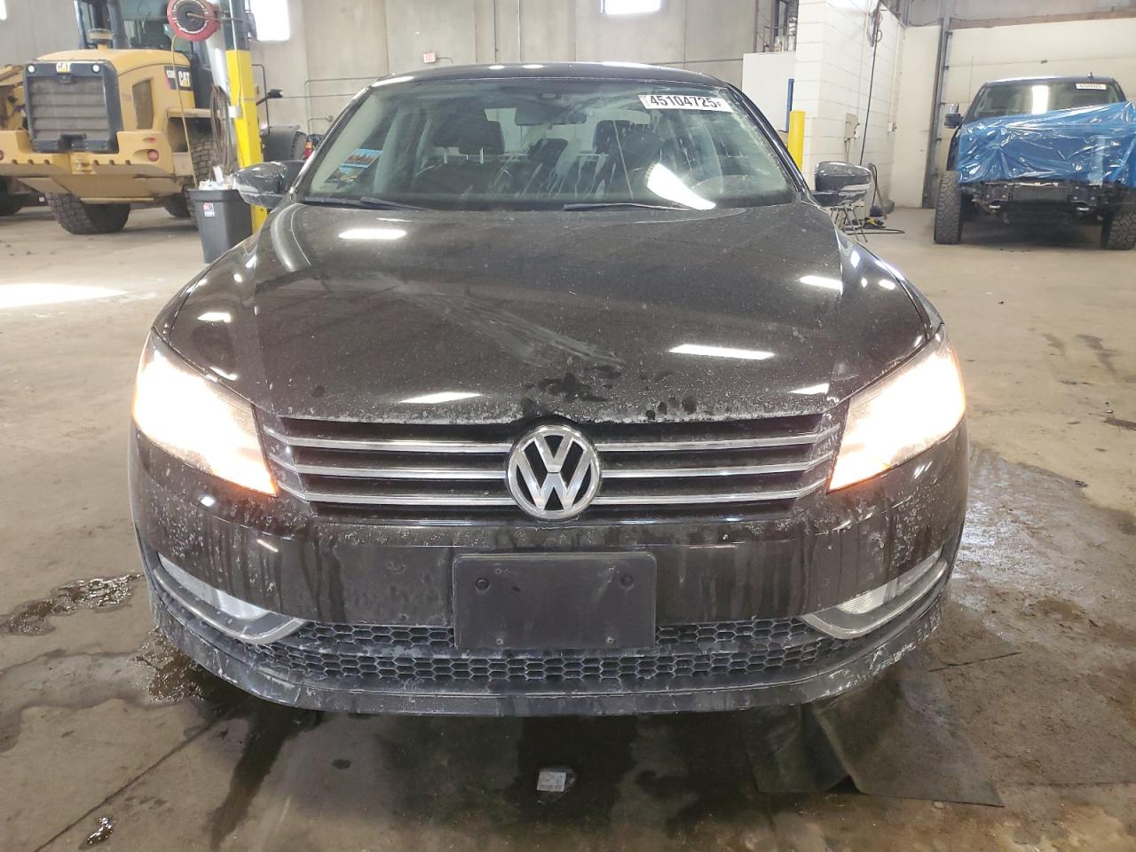 2015 Volkswagen Passat - Image 5