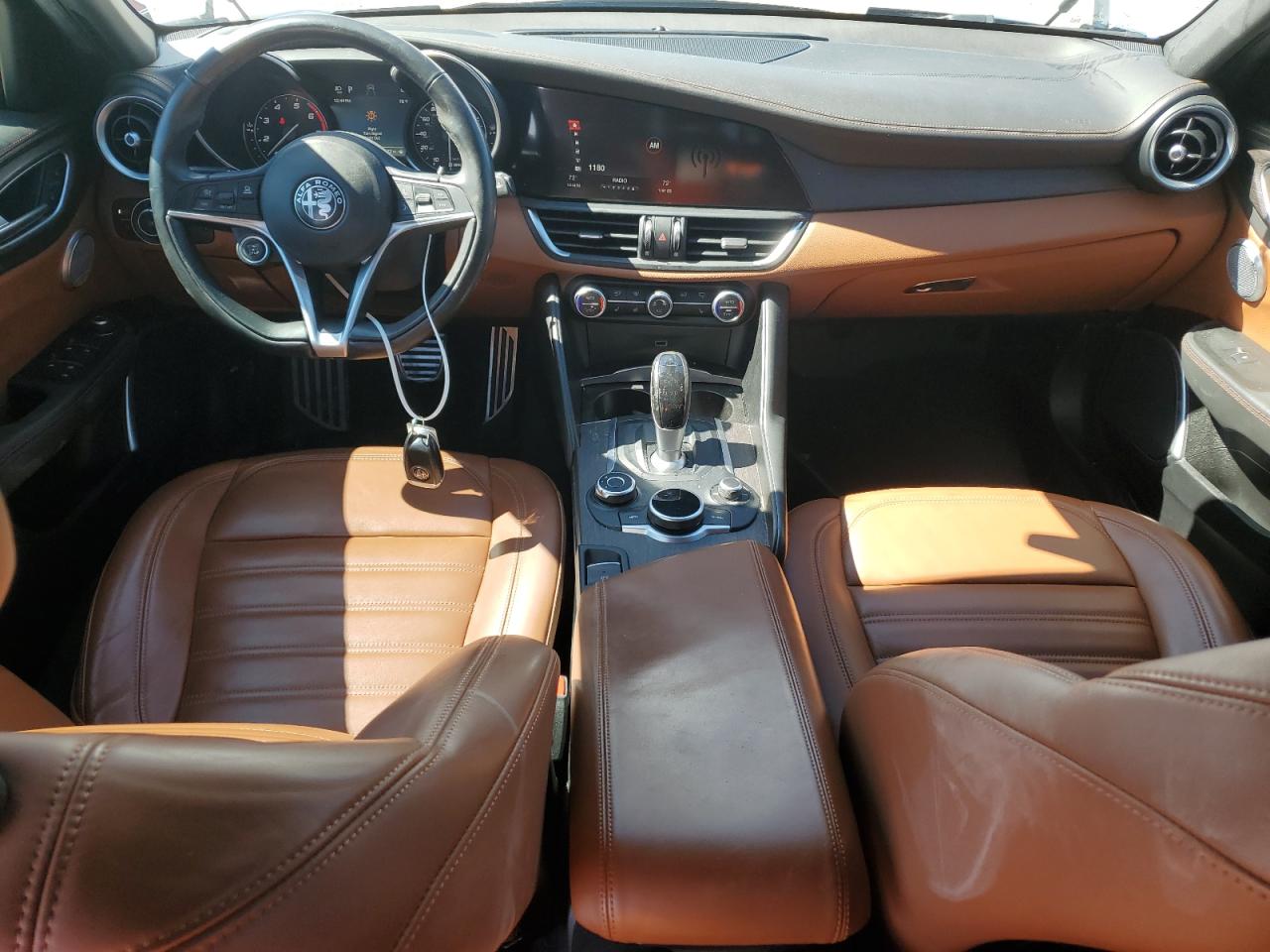 2019 Alfa Romeo Giulia - Image 8