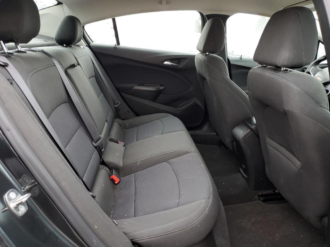 2017 Chevrolet Cruze - Image 10