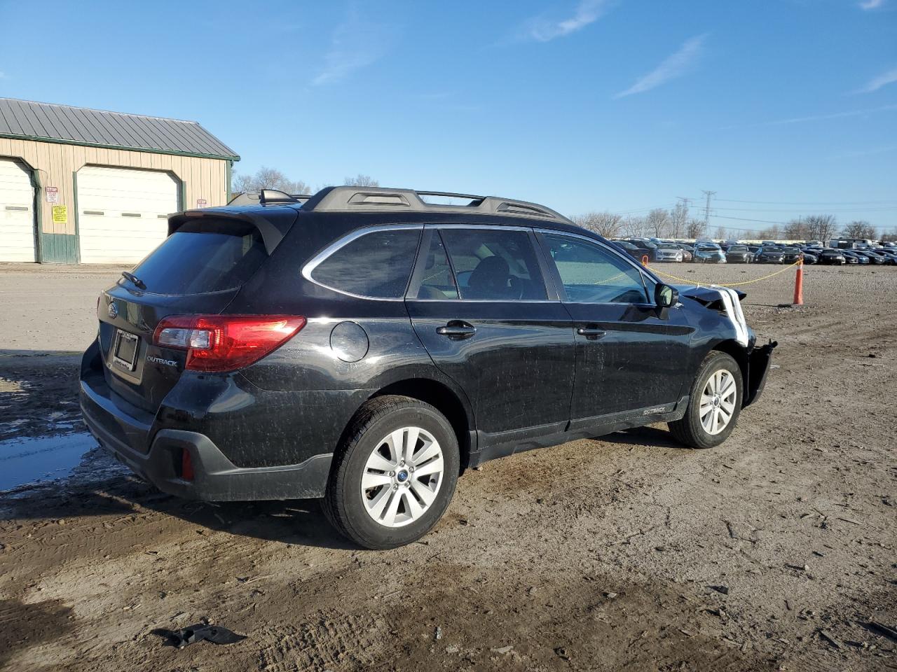 2019 Subaru Outback - Image 3