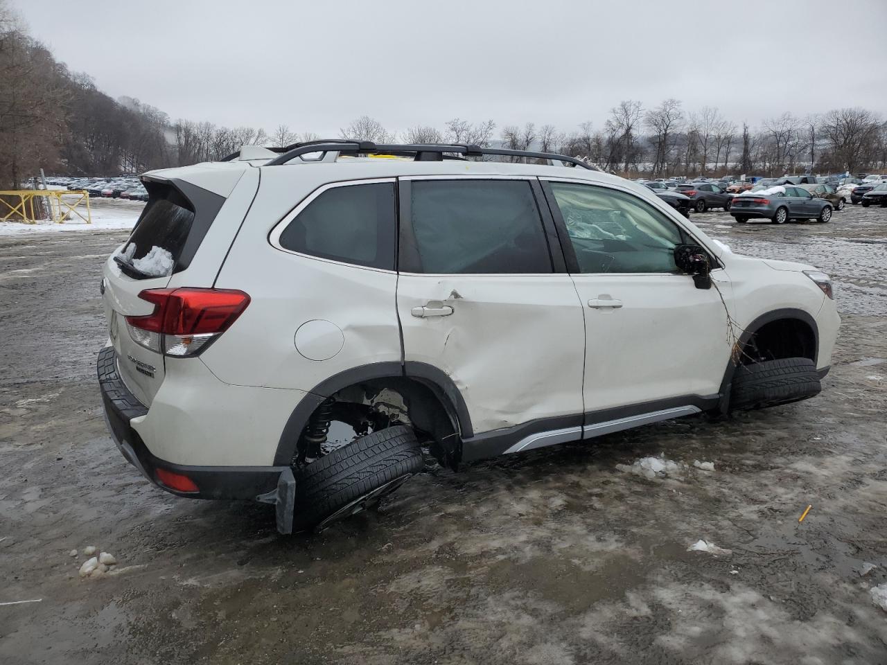 2021 Subaru Forester - Image 3