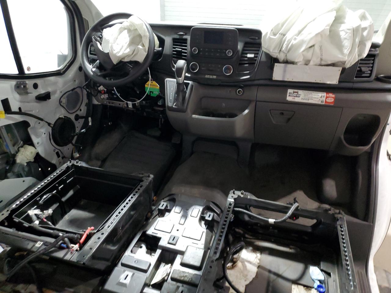 2023 Ford Transit - Image 8
