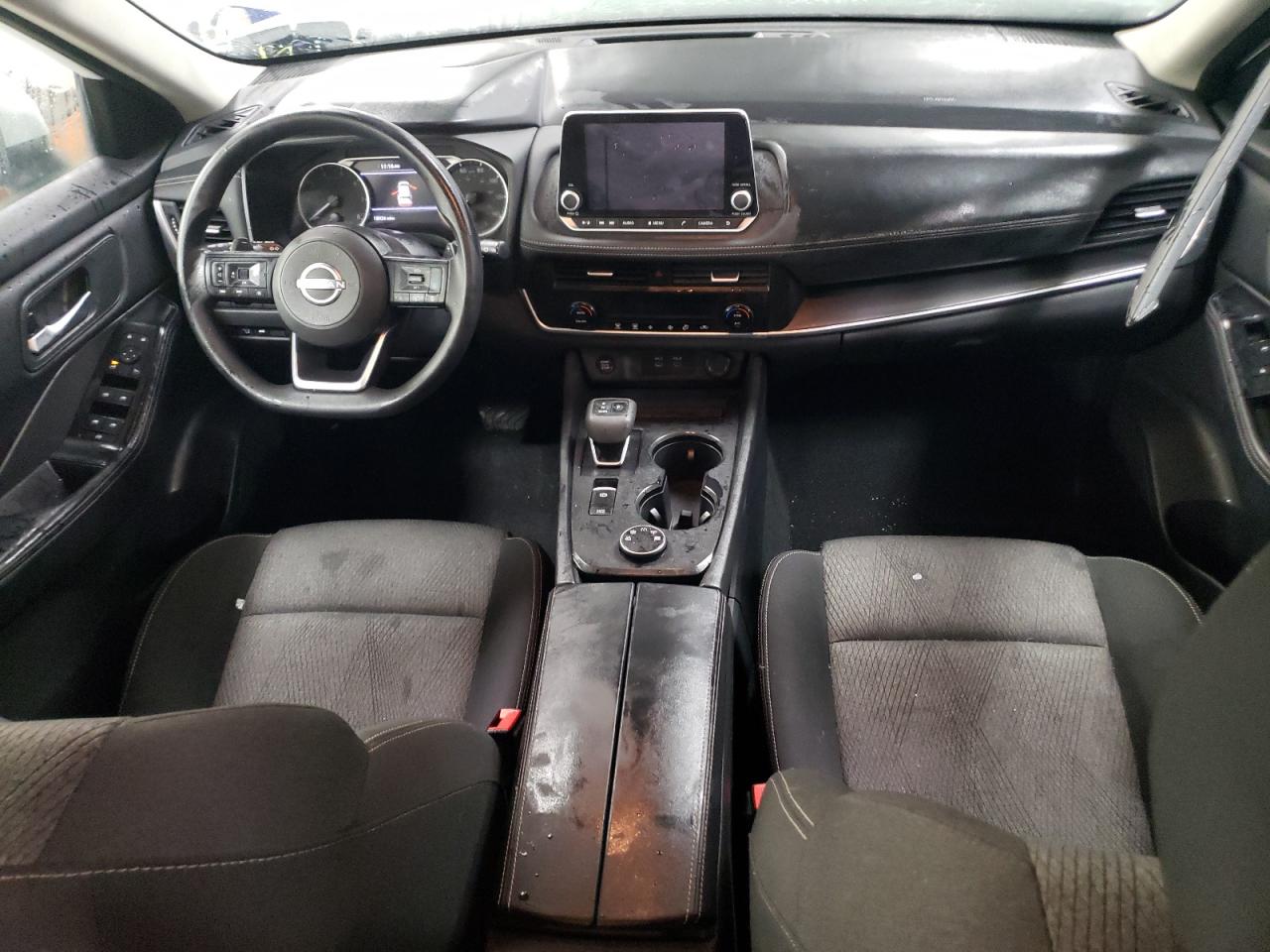 2024 Nissan Rogue - Image 8
