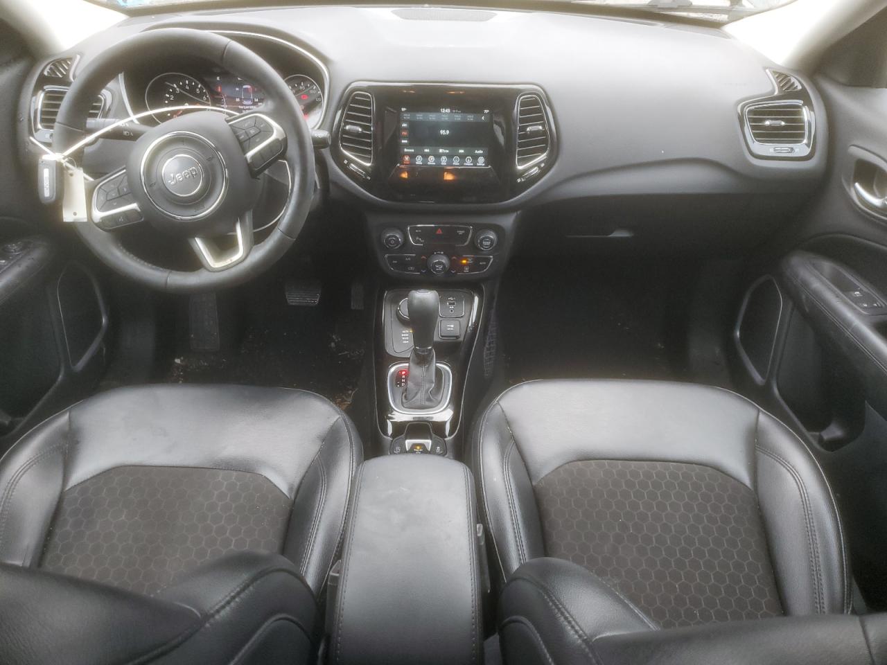 2020 Jeep Compass - Image 8