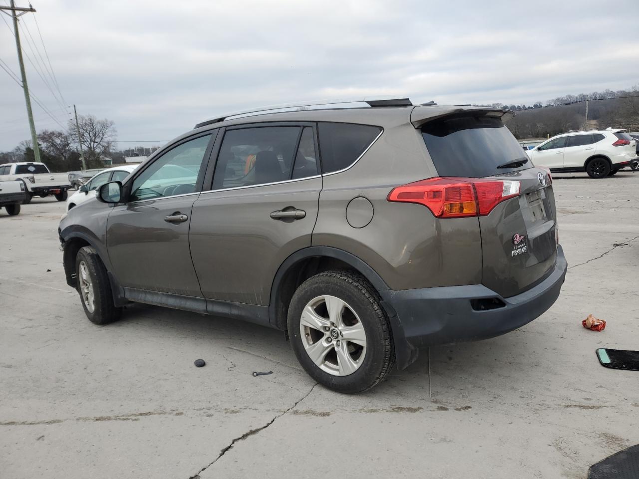 2014 Toyota RAV 4 - Image 2