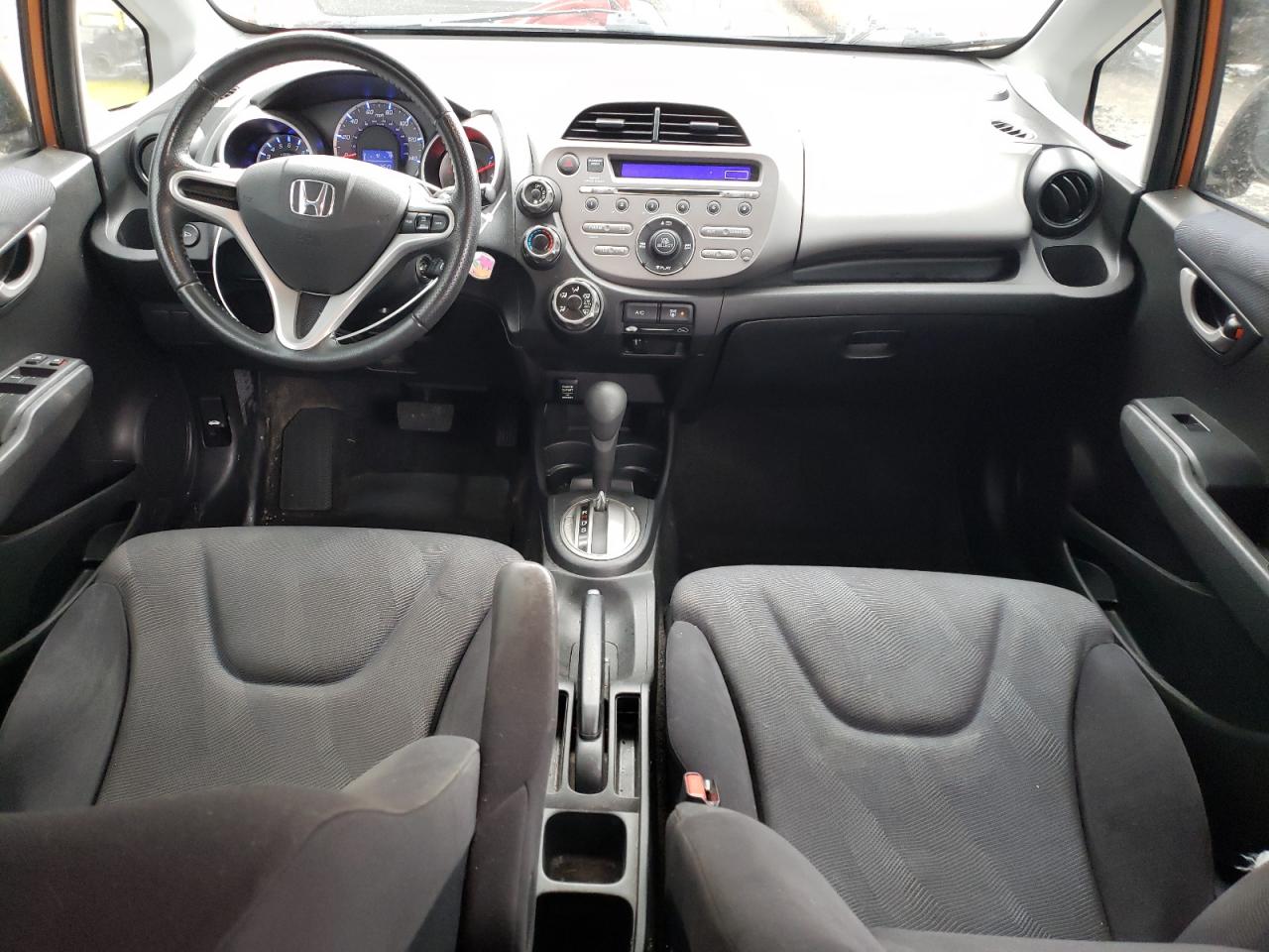 2010 Honda Fit - Image 8
