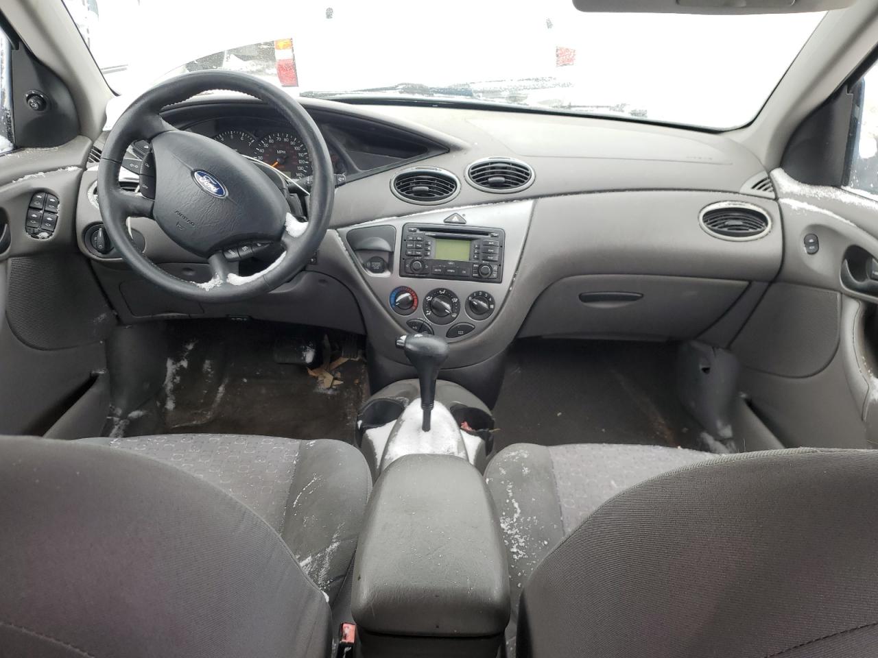 2004 Ford Focus - Image 8