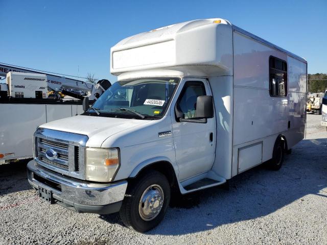 2008 Ford Econoline E450 Super Duty Cutaway Van