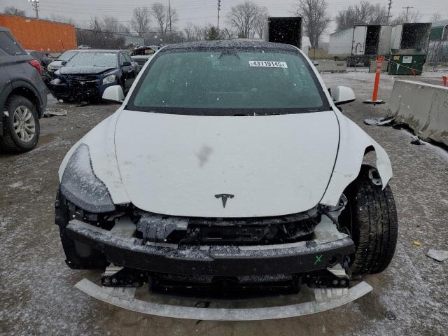  TESLA MODEL 3 2021 Белый