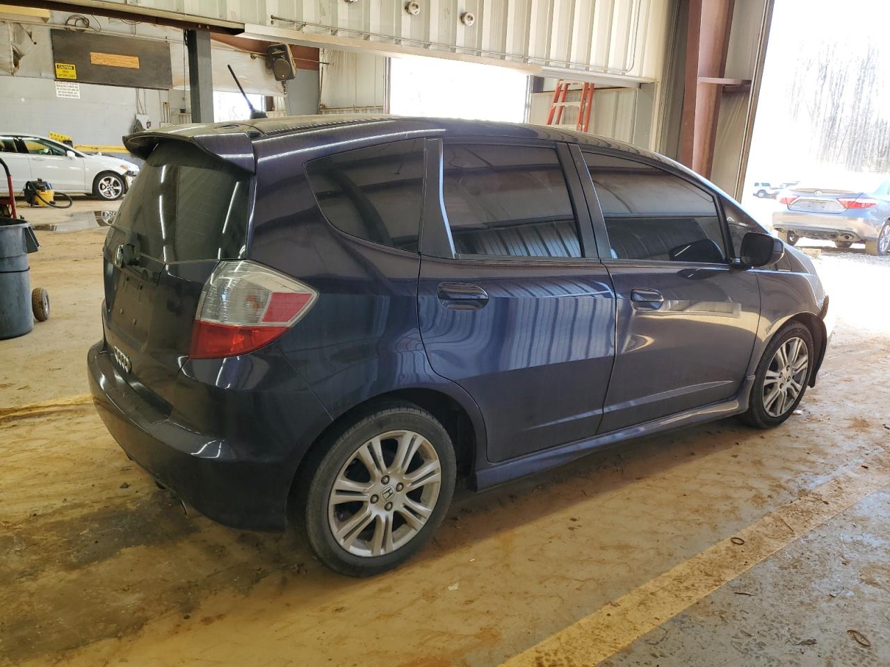 2010 Honda Fit - Image 3