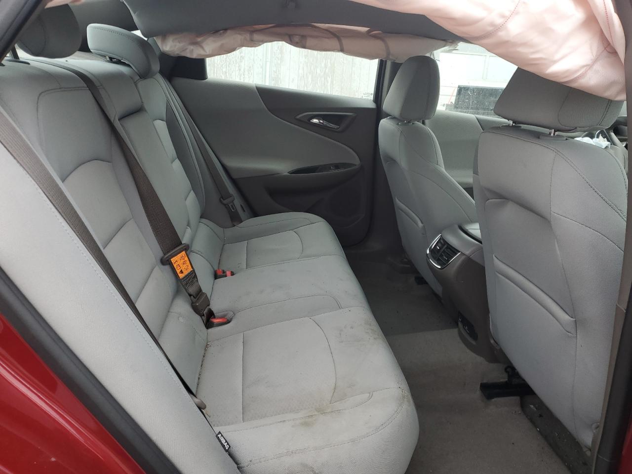 2017 Chevrolet Malibu - Image 11