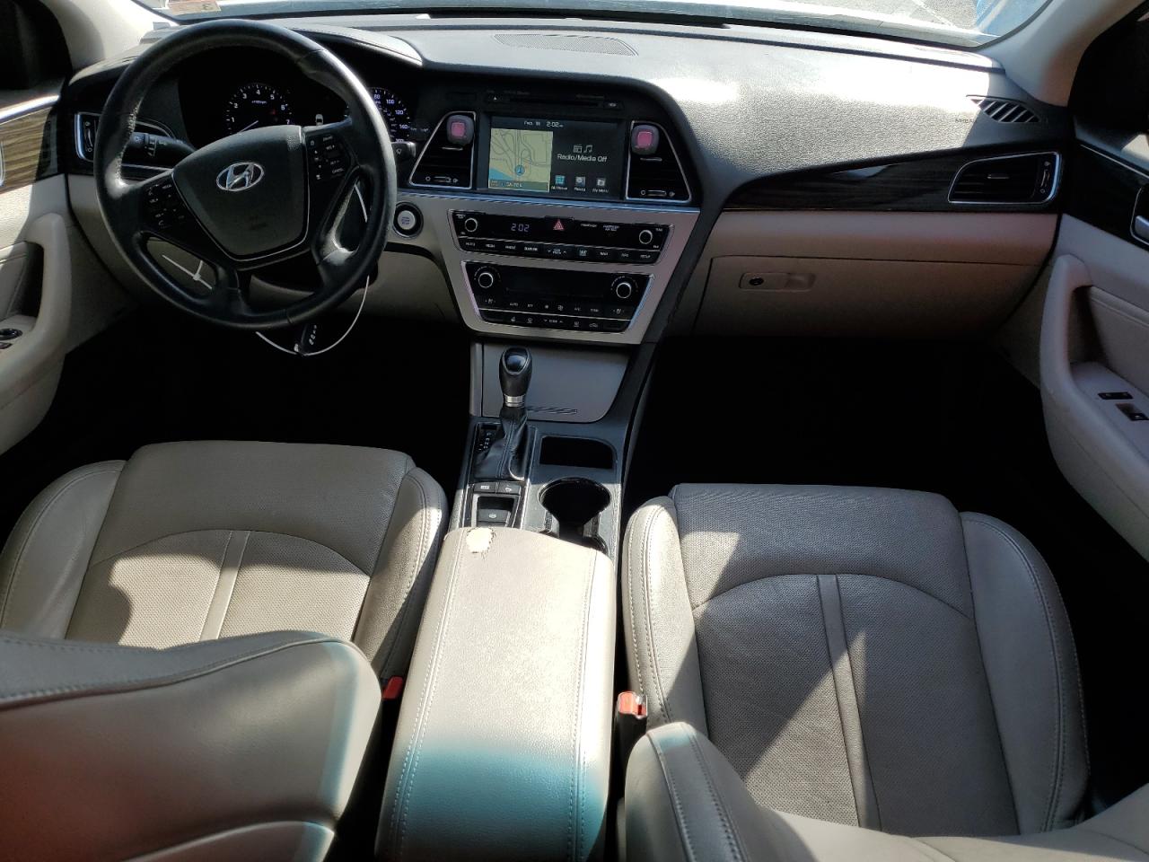 2016 Hyundai Sonata - Image 8
