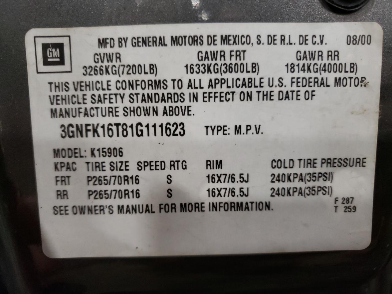 2001 Chevrolet Suburban - Image 13