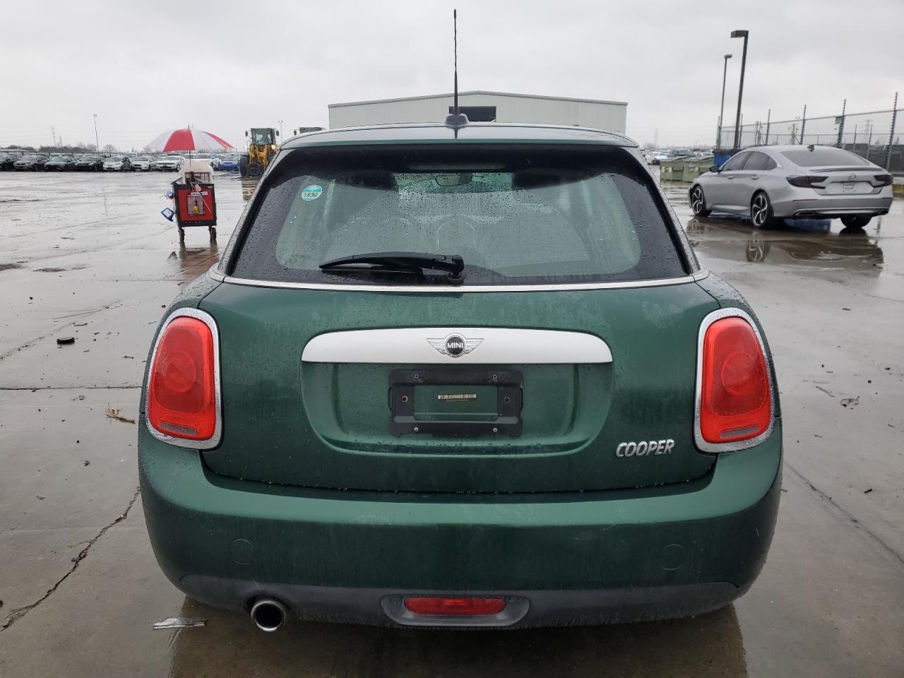 2015 MINI Cooper - Image 6
