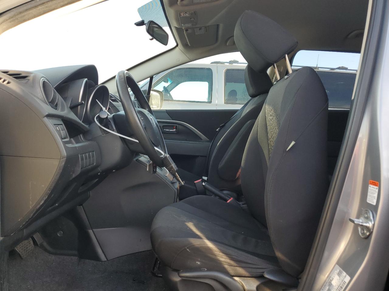 2012 Mazda 5 - Image 7