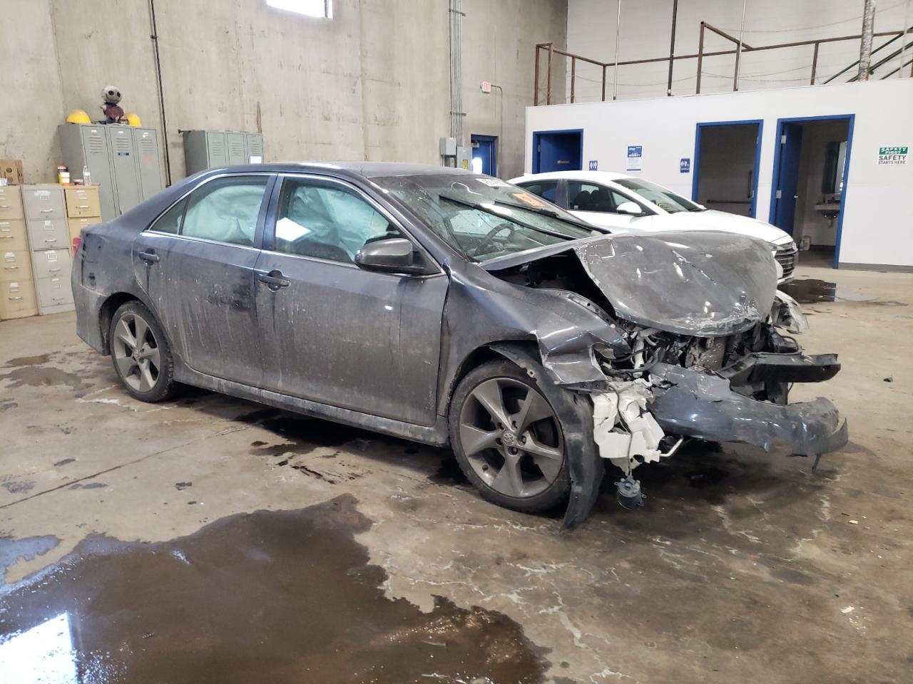 2012 Toyota Camry - Image 4