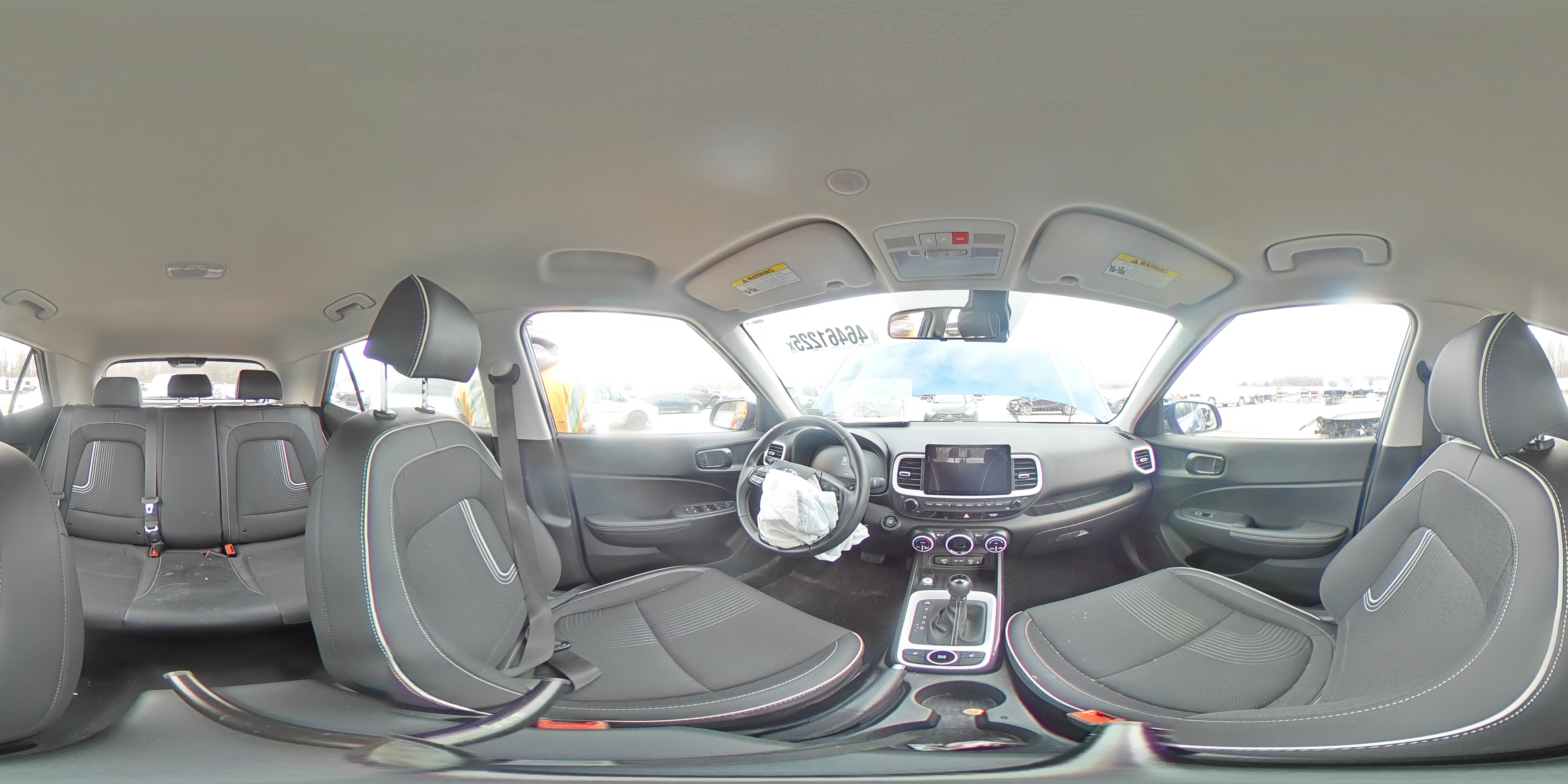 2023 Hyundai Venue - Image 14