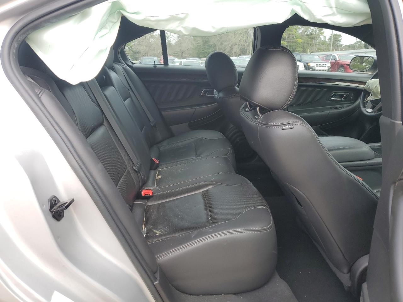 2019 Ford Taurus - Image 11