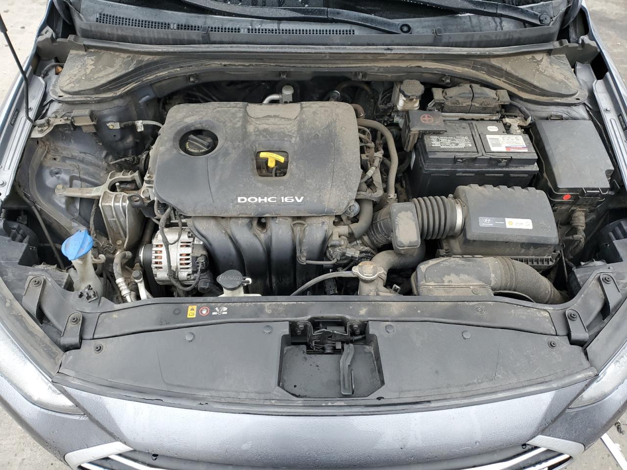 2018 Hyundai Elantra - Image 12