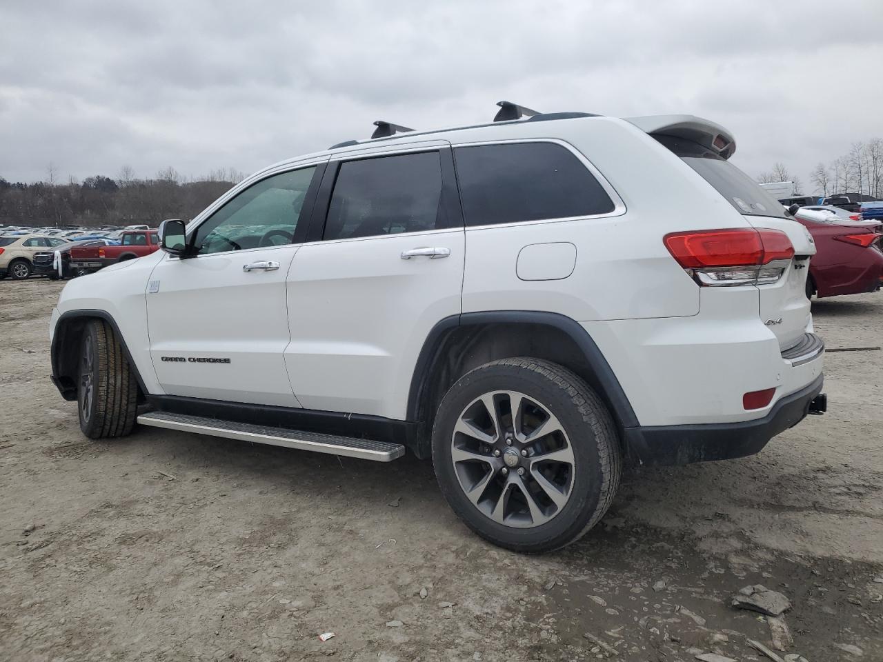 2018 Jeep Grand Cherokee - Image 2