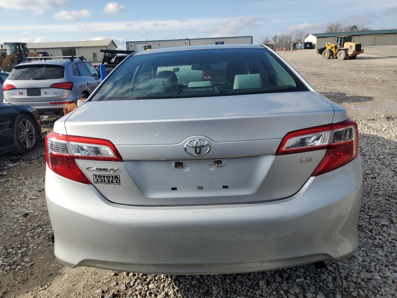 2013 Toyota Camry - Image 6