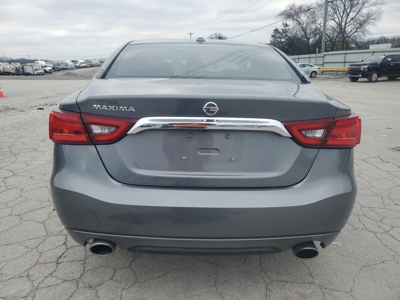 2017 Nissan Maxima - Image 6