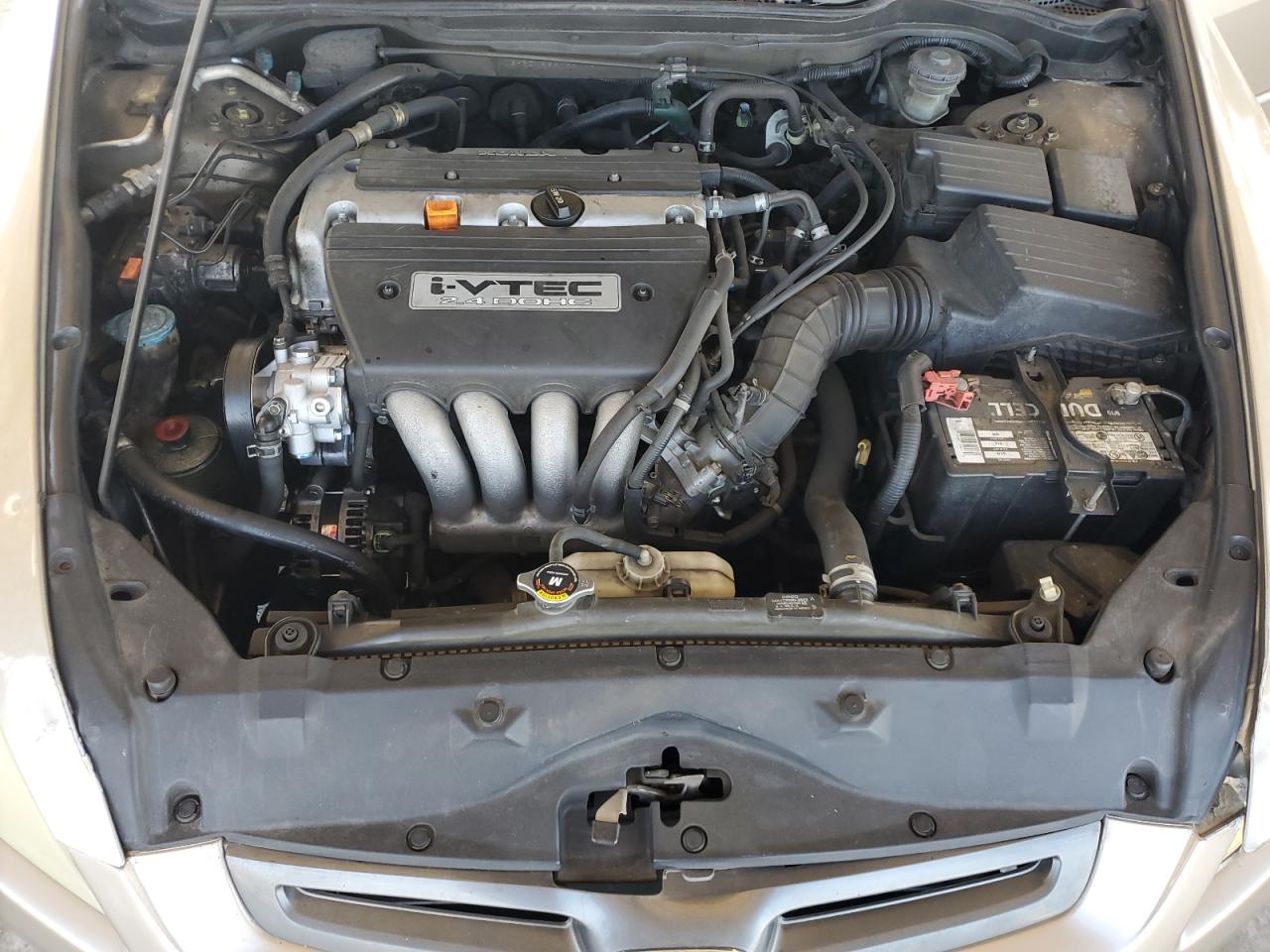 2003 Honda Accord - Image 12
