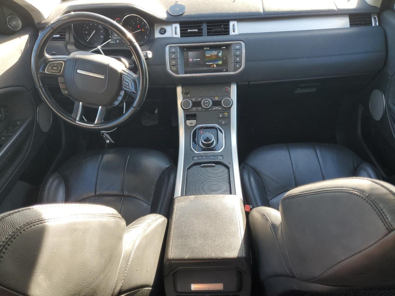 2017 Land Rover Range Rover - Image 8