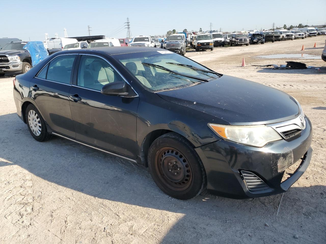 2013 Toyota Camry - Image 4