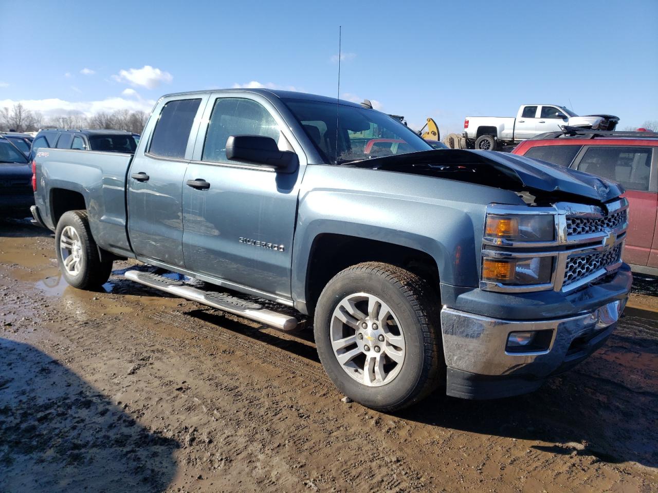2014 Chevrolet Silverado - Image 4