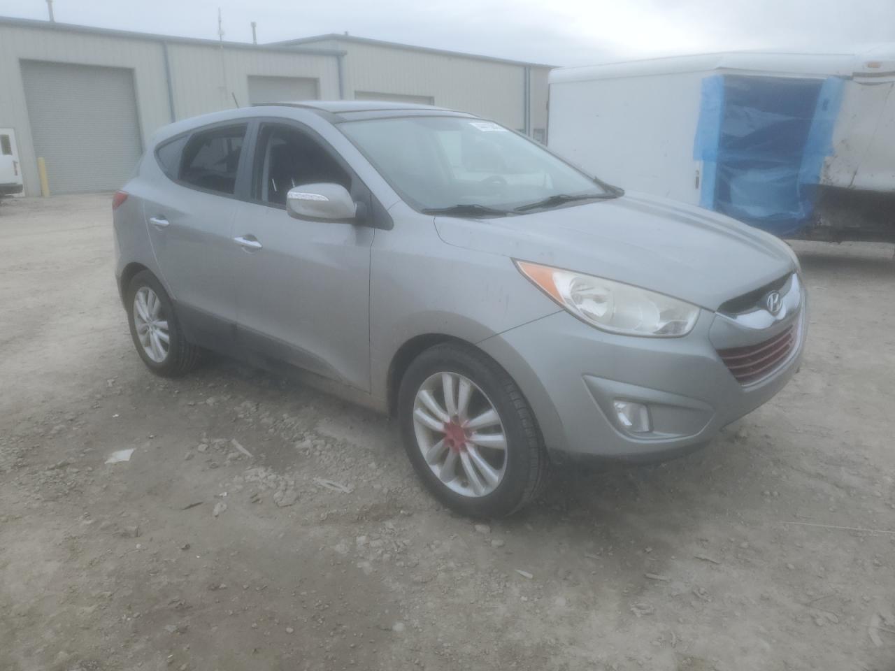 2011 Hyundai Tucson - Image 4
